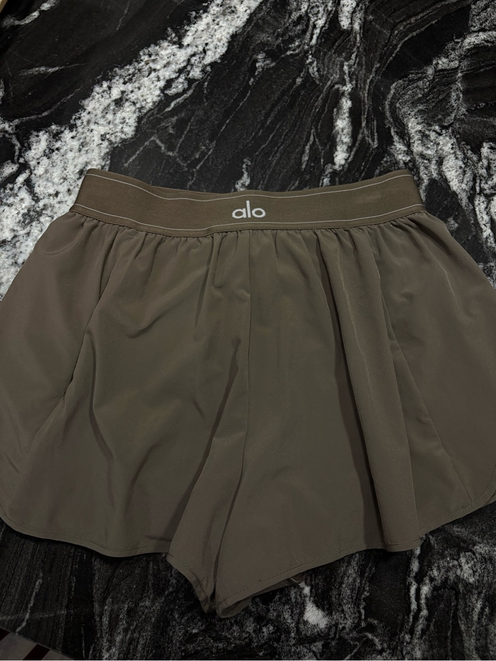 ALO Yoga Olive Green Match Point Shorts - Picture 2 of 5